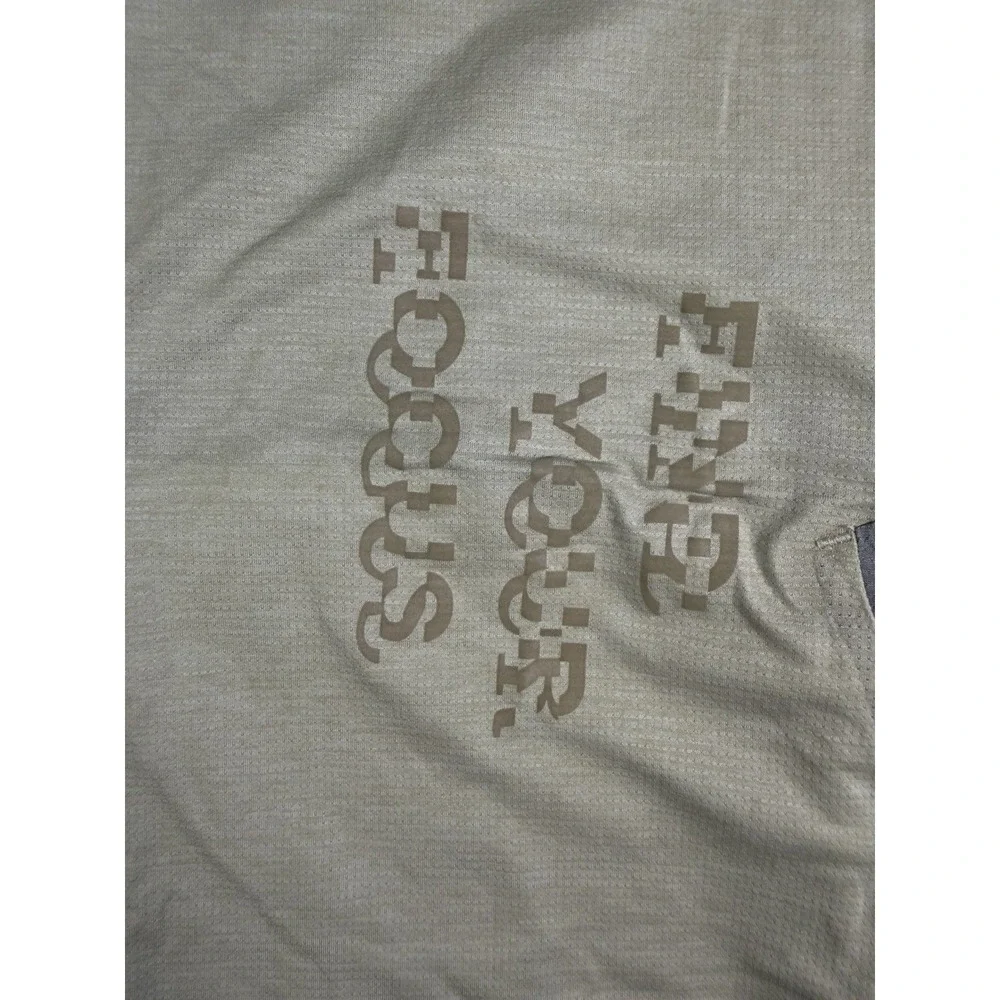 Lululemon Fast Free Shirt Mens Medium* Beige Gray Inspirational Performance Gym